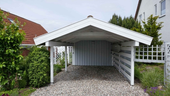 Hvid carport